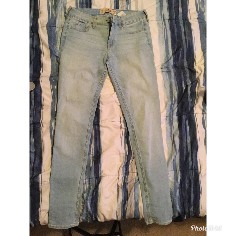 Hollister jeans
